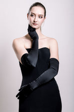 Load image into Gallery viewer, Silk Opera Gloves - Black
